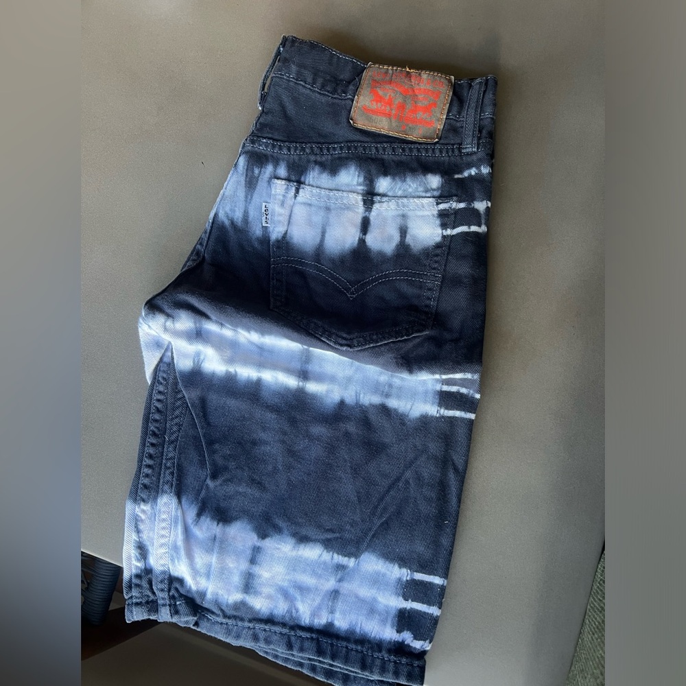 Levi’s Jean shorts. size 30